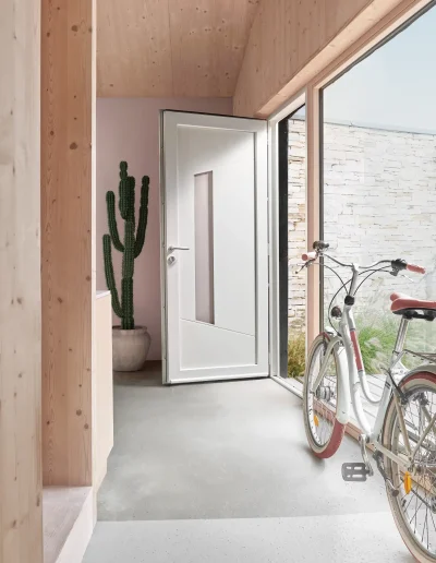 Porte d'entrée PVC blanche