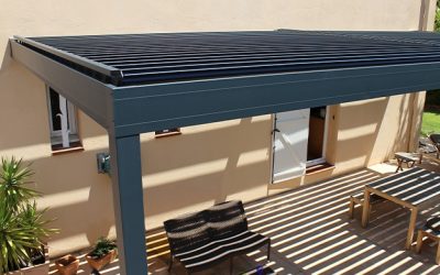 Quelle orientation choisir pour les lames de votre pergola ?